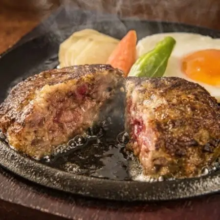 やんばるの自然が育んだ「黒毛和牛 経産牛」ハンバーグ 100g×10個【配送不可地域：離島】【1784633】