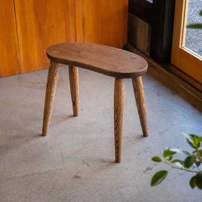 飛騨の職人が製作 じゃがいもスツール C【色ダーク・高さ45㎝】 椅子 スツール 椅子 北々工房