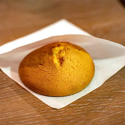 No.0412 甘食専門店　結　昔懐かしい甘食ぱん15個箱入り　焼きたて工場直送便
