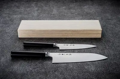 関喜一作 三徳180mm、ペティ130mm 桐箱入りセット