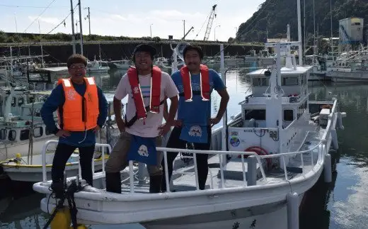 「深海王国」室戸からお届けする　グソクふんどし 褌 かわいい 藍染め 職人技 コラボ 日本 伝統