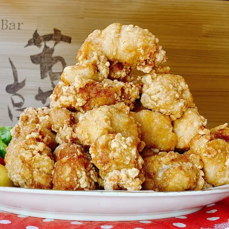 K1609 にんにくマシマシ!!若菜亭の特製から揚げ(国産もも肉) 2kg ご家庭で揚げるだけパック ※生冷凍
