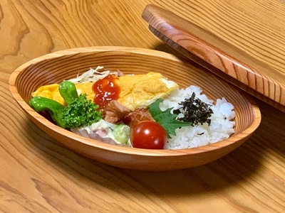 吉野杉 楕円型 弁当箱／津田瑞苑 ボウル 木製 スギ ガラス ウッド コート コーティング 奈良県 宇陀市