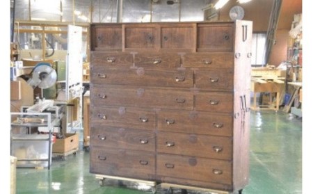 「桐箪笥再生（リフォーム） 幅180cm AH060」　もったいない!その思い出の家具、直せるかもしれません! まずはご相談を! 桐・ケヤキ・杉・楠・他　に対応!　／総桐箪笥和光　AH060