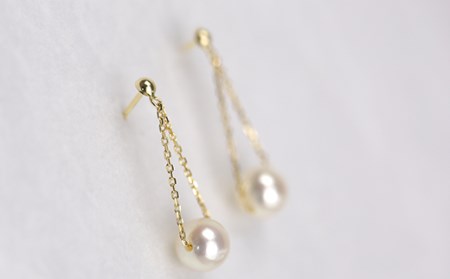 【080-03】顔まわりが明るく華やかに！アコヤパール　スイングピアス*