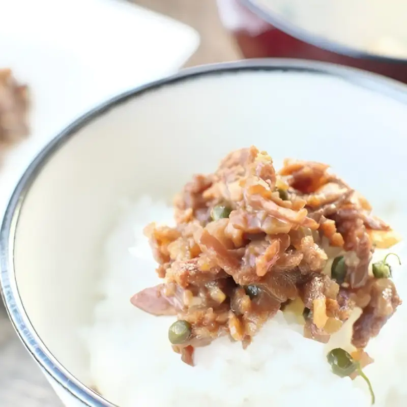 熊野牛しぐれ煮　約80g×2パック / しぐれ煮 牛 牛肉 和牛 肉 国産 小分け ご飯のお供 簡単調理 山椒【sim201A】