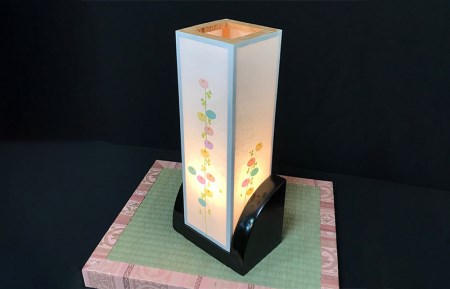 着物生地で作ったおしゃれな行灯（あんどん） 万寿菊