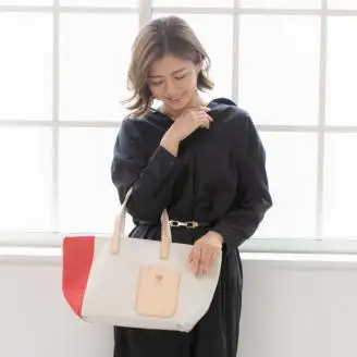 【0868】斬新なバイカラーが新鮮！　帆布ハンディートート　レッド