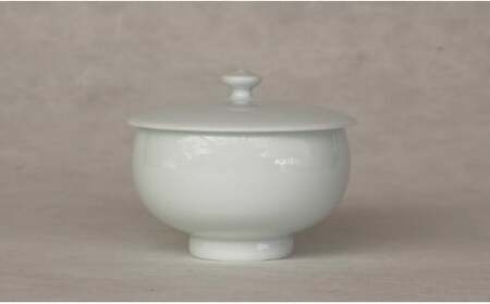 現代の名工 矢鋪與左衛門作【白磁煎茶碗 蓋付き】有田焼 eo002