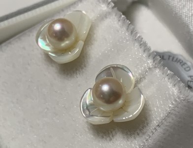 【わかき真珠】アコヤ真珠ピアス　白蝶貝花びら3枚