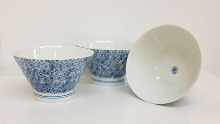 【AB342】【波佐見焼】φ１５.５cm丼３個組 亀甲紋青 【西海陶器】 ３ 13926