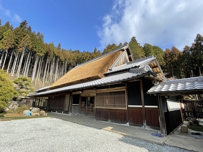 うだ薬湯の宿 やたきや ご宿泊券 1棟貸し／なつかしいみらいクリエイター 古民家 ホテル 奈良県 宇陀市 お中元 贈答用 贈り物 暑中見舞い 夏休み 旅行 ギフト プレゼント 大自然 チケット 体験 アクティビティ 送料無料 ふるさと納税 ギフト 贈り物 お祝い 旅行
