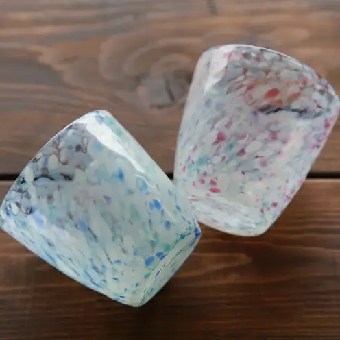 【琉球ガラス工房 硝子家すずめ】＜雲－kumu－＞青・ピンクのセット 〇 伝統工芸品 琉球ガラス 涼しげ おしゃれ プレゼント 贈り物 ペア 2色 泡 初夏 爽やか ハイビスカス 沖縄 読谷村