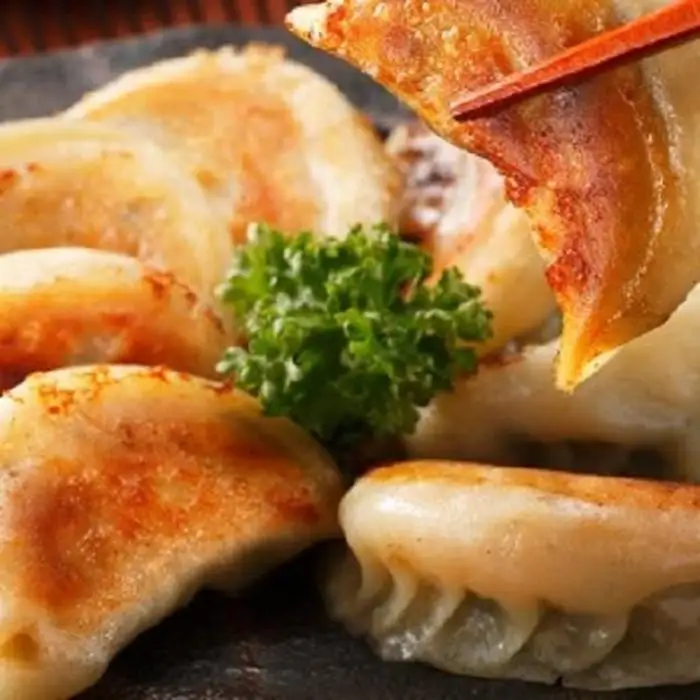 【博多のおみやげ 中華工房 点心点】博多一口餃子、黒豚焼餃子、点心包子、特製 餃子のタレ付き | 福岡県 福岡市 福岡 九州 返礼品 納税 お取り寄せグルメ 取り寄せ グルメ 食品 お取り寄せ ぎょうざ 餃子 ギョウザ ギョーザ 中華惣菜