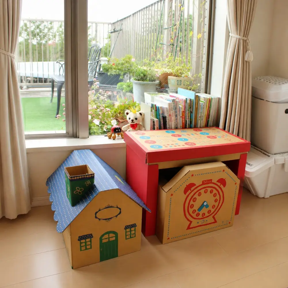 成長に合わせて使える段ボール家具　ジュニアデスクチェア&おうち型収納ボックス◇【赤色セット】｜家具