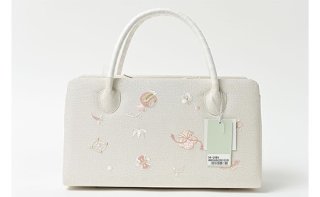 和装バッグ　シルバーのつづれ地に宝尽くしピンクの刺繍　お着物に　きもの　利休バッグ 小物 お茶会 正絹 成人式 パーティ セレモニー 入学 入園 卒業 卒園 結婚式 篠原縫製