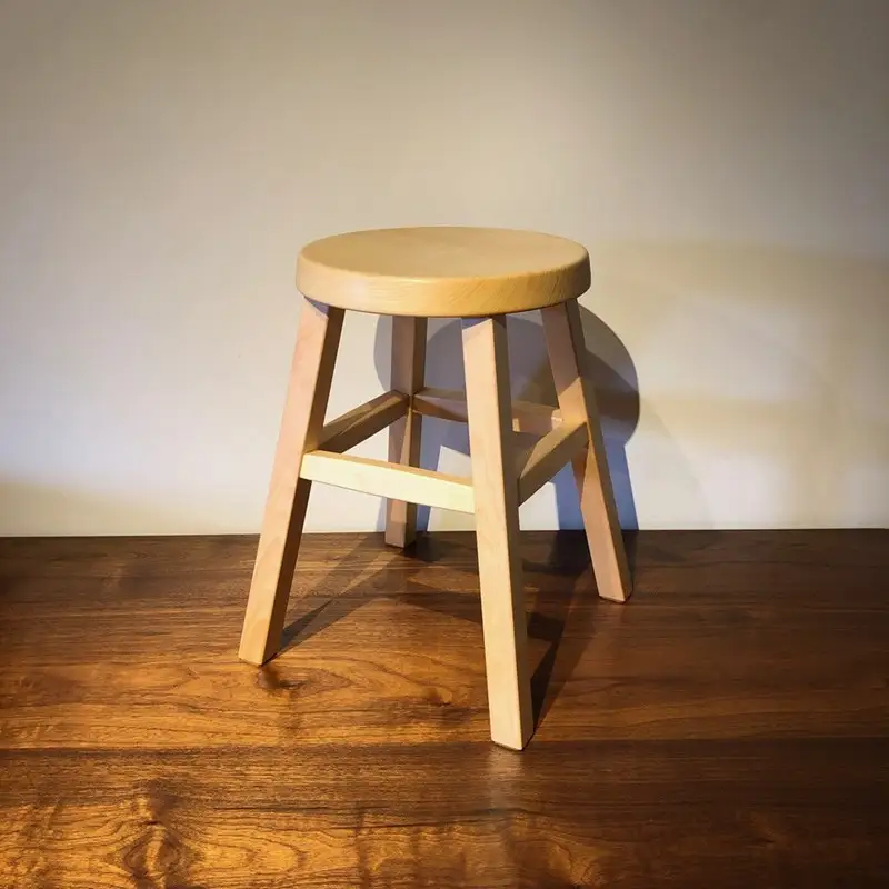 四方転びのスツール（紅松材）/　丸椅子　スタッキング　伝統工法　無垢材【GOOD WOOD WORKS】_HA0716