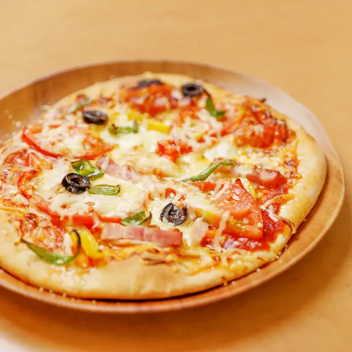 地元野菜がたっぷり！自家製ピザおまかせ３枚セット【冷凍 簡単調理  pizza 総菜 野菜 特製 自宅用 トースター ピザ A-170】
