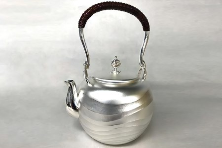 磯崎絞製作所 あられ打ち湯沸し 急須 4.5寸 波模様 [1175]