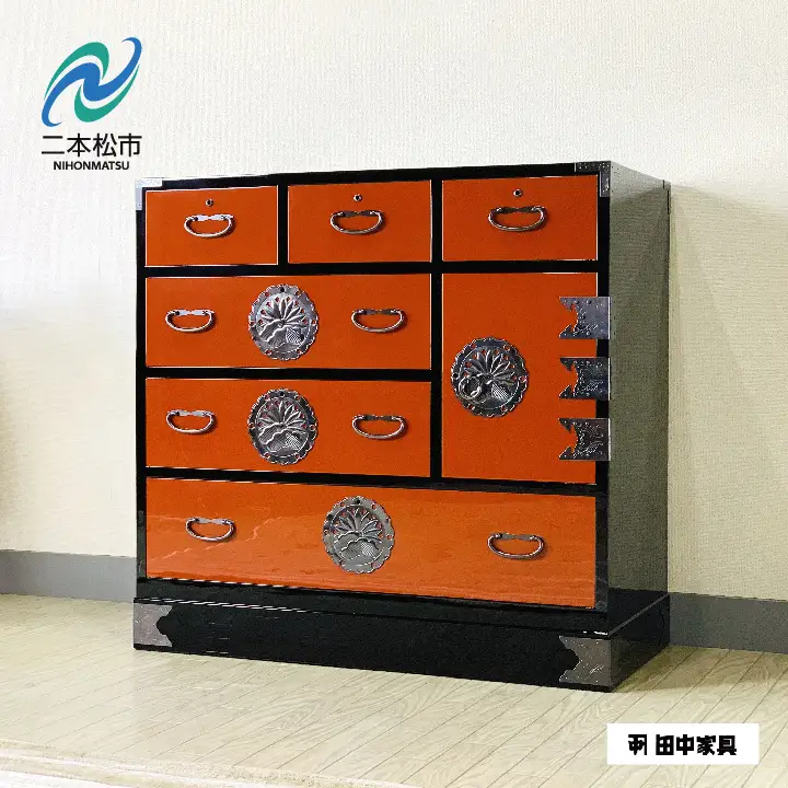 30朱塗チェスト 片開下一 朱と黒 《創業明治2年 田中家具 謹製》【田中家具】