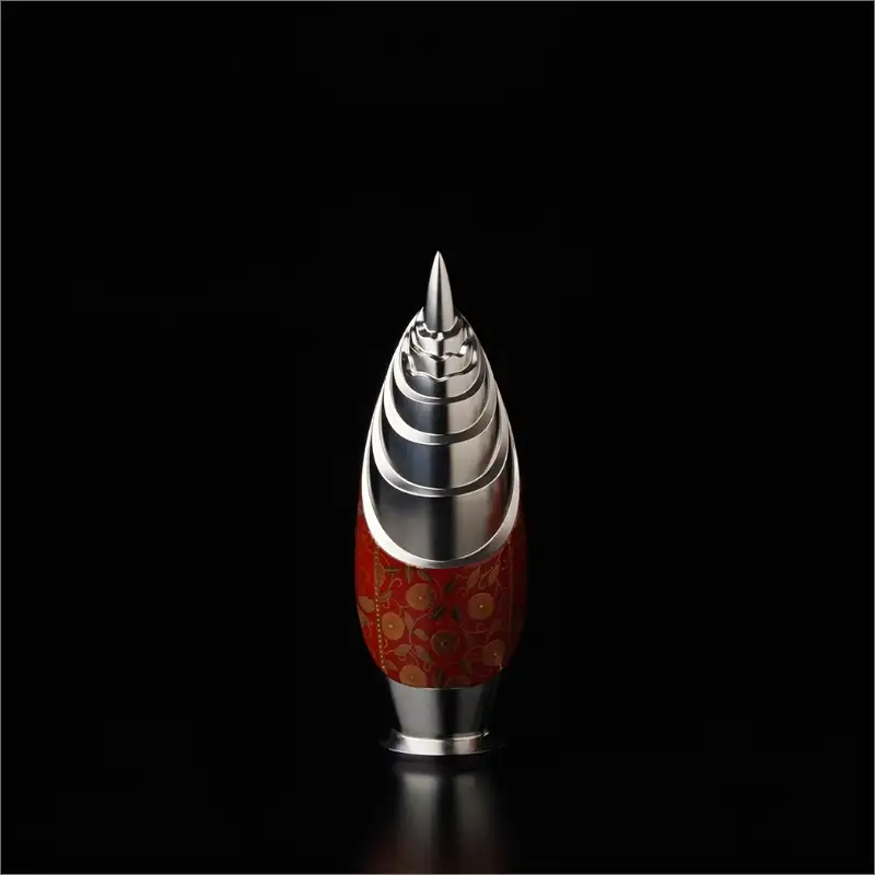 匠チェス（7-Bishop 朱1体）僧侶（前面:菊唐草、側面:雲）