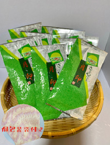 073-5　創業300年のこだわりの深蒸し煎茶♪　たっぷり1kg　個包装袋付き♪