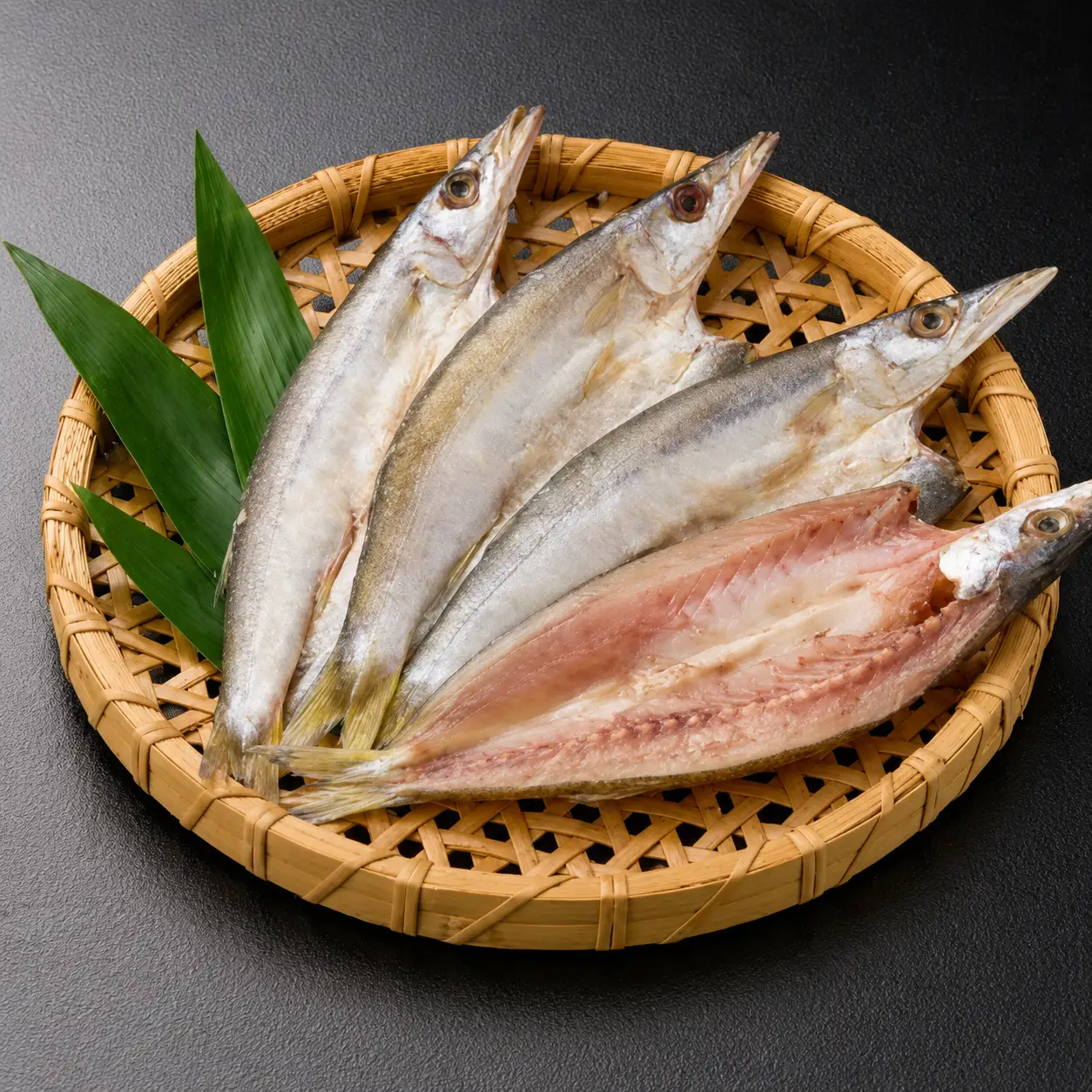 かます開き3～4尾 / カマス 国産 干物 白身 冷凍 新鮮 魚 お取り寄せ 和歌山県 田辺市 【mst018】