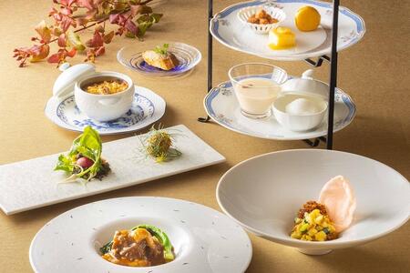 横浜ベイホテル東急　中国料理「スーツァンレストラン陳」ランチペアご招待券（ウェルカムドリンク付き） AGE0008