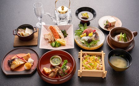 26-672．老舗・料亭吾妻「季節の懐石コース」お食事券1名様分
