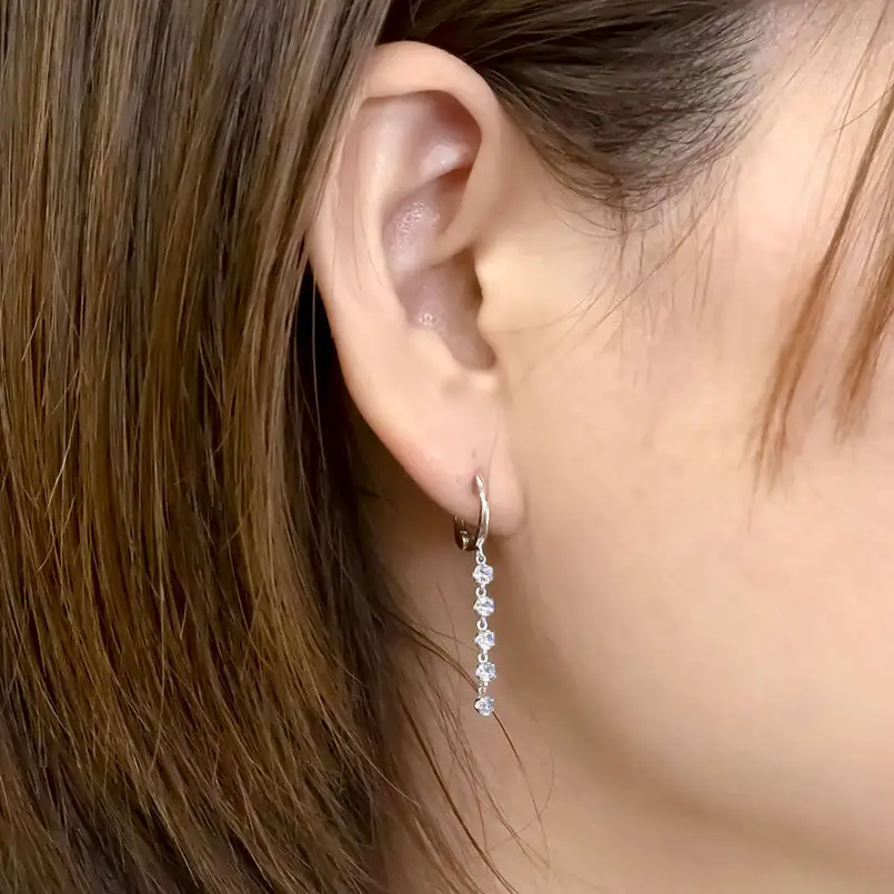  ピアリング 正規品 イヤリング ダイヤモンド 0.7ct レディース pt900 ペア 両耳 ダイヤ 4月誕生石 ロング 揺れる プレゼント 送料無料 山梨県 昭和町 管理番号200422pir101dp SWAA103 