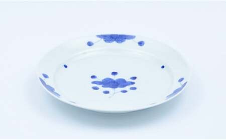 有田焼 青と白の可愛い食器 3点セット【まるぶん】食器 器 うつわ 磁器 陶磁器 皿 大皿 プレート 見込牡丹 小皿 しずく クローバー カップ フリーカップ マット 3点 セット ホワイト ブルー 食洗機対応 A30-819