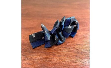 大島紬ひらひらバレッタ瑠璃カケス ブルー【世界自然遺産 登録記念】 A088-002 バレッタ 大島紬 絹 シルク ヘアアクセサリー カジュアル レディース 大人っぽい シンプル かわいい おしゃれ プレゼント