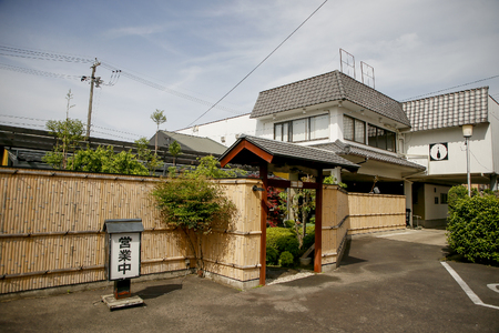 725 四季を彩る和食処「琴川」の お食事券（3,000円分）