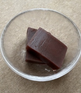 北海道 手作りねり羊かん 330ｇ×４本 お菓子 羊かん 手作り羊かん 懐かし羊かん あんこ 和菓子