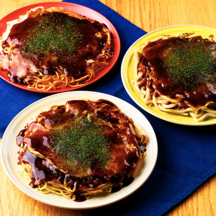 備後 府中焼き 麺くらべセット（3枚入り） ／ お好み焼き おこのみやき たべくらべ 食べ比べ そば麺 辛めん うどん ミンチ肉 ひき肉 挽肉 広島風 ご当地 グルメ ソウルフード 本場の味 中はフワッ 外はカリッ 一宮 いっきゅう こだわり人気 急速冷凍 お昼ごはん 夜ごはん 晩ごはん 昼食 夜食 広島県 特産 No.139