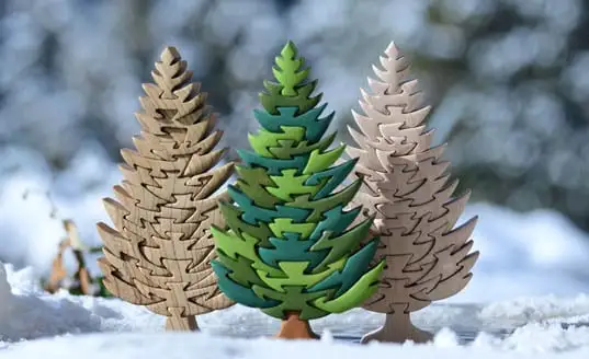 モミの木の木製パズル　Ｌサイズ　ヒノキ  無塗装 プレゼント クリスマスプレゼント 木製パズル 置物 かわいい 人気 高級 手作り 木のおもちゃ 木育 玩具 雑貨 積み木 送料無料 積木 つみき 木のおもちゃ 動物つみき バランス ごっこ遊び おもちゃ 木製玩具 知育玩具 男の子 女の子 子供 子ども 国産 安心 安全 出産祝い お祝い 贈り物 日本製 無塗装 ナチュラル 職人 手作り
