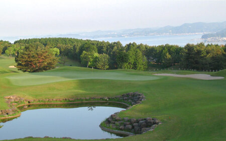 【 ニューコース 】 平日 ゴルフ プレー券 ( 1名様分 ) / 平日 カントリー スポーツ 1名様 長崎 / 大村市 / 大村湾カントリー倶楽部[ACAY002]
