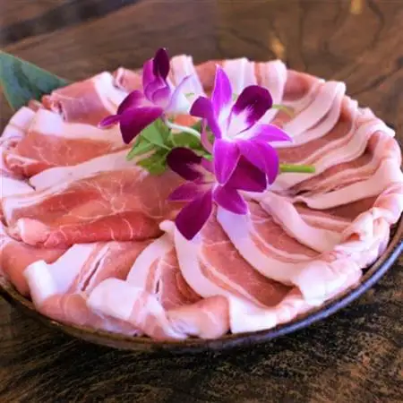あぐー豚しゃぶしゃぶ肉(かた肉)250g×3パック　タレ付【配送不可地域：離島】【1026491】