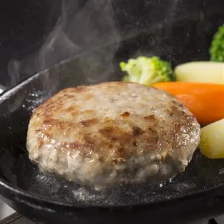 総重量1kg超!あぐー豚を2つの食べ方でお届けします(ハンバーグ＆餃子)【配送不可地域：離島】【1139598】
