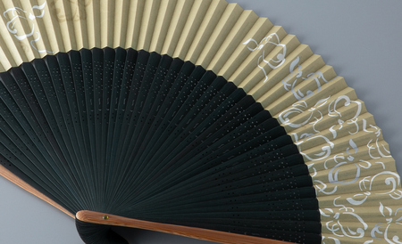 【L-567】鈴木扇子店 近江扇子 和紙張　瓢箪　7.5寸(約22.5cm)［高島屋選定品］