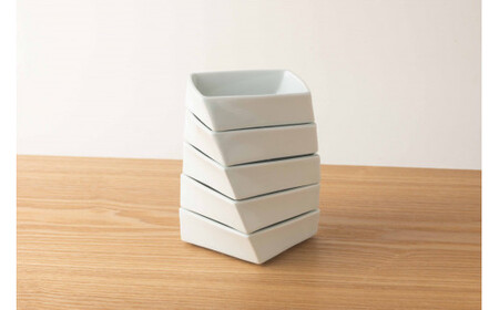 【橋本夕紀夫デザイン】 Hineri 捻り深皿 5枚セット【KIHARA】有田焼 器 うつわ 取皿 取鉢 食器 白 シンプル インテリア ユニーク オブジェ キハラ A35-370