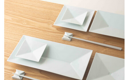 【川上元美デザイン】Rin 角皿3種 & 箸置 8点セット【KIHARA】有田焼 食器 器 うつわ 食器セット ペアセット プレート 取皿 角皿 メイン皿 箸置き はしおき サラダ カルパッチョ 白 シンプル 電子レンジ対応 キハラ A50-308