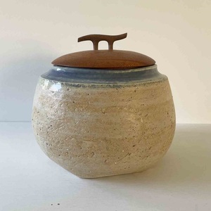 『ほくとのクラフト』　アイスブルー／白化粧土・蓋物 [h004]