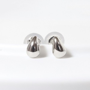 プラチナ しずく 小 ピアス  山梨 プラチナピアス シンプル シンプルピアス プラチナ PT900 ジュエリー アクセサリー 山梨県 甲斐市 BQ-39