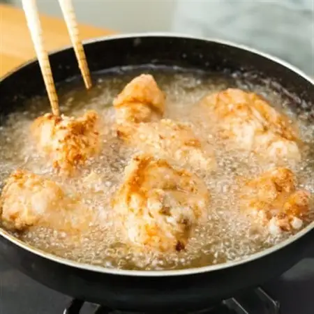 【大分名物】からあげセットA(骨付き＆骨なし合計2kg)_唐揚げ  からあげ  KARAAGE  骨なし  骨付き  おつまみ  鶏肉  もも  むね  惣菜  お弁当  おかず  グルメ  大分県_【配送不可地域：離島・北海道・沖縄県】【1091143】