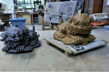 瓦職人手作り！「 唐 獅子 (左)」の隅蓋　※受注生産 | 瓦 獅子 隅蓋 受注生産 奈良県 平群町