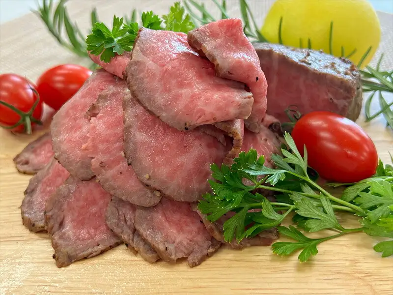 霜降り ローストビーフ（約300g）｜ 牛肉 霜降り