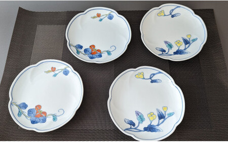 有田焼 黄花・紅花 銘々皿 4枚セット【東洋セラミックス】食器 器 うつわ 皿 小皿 取皿 デザート皿 プレート 2枚 セット 上品 美しい A22-2