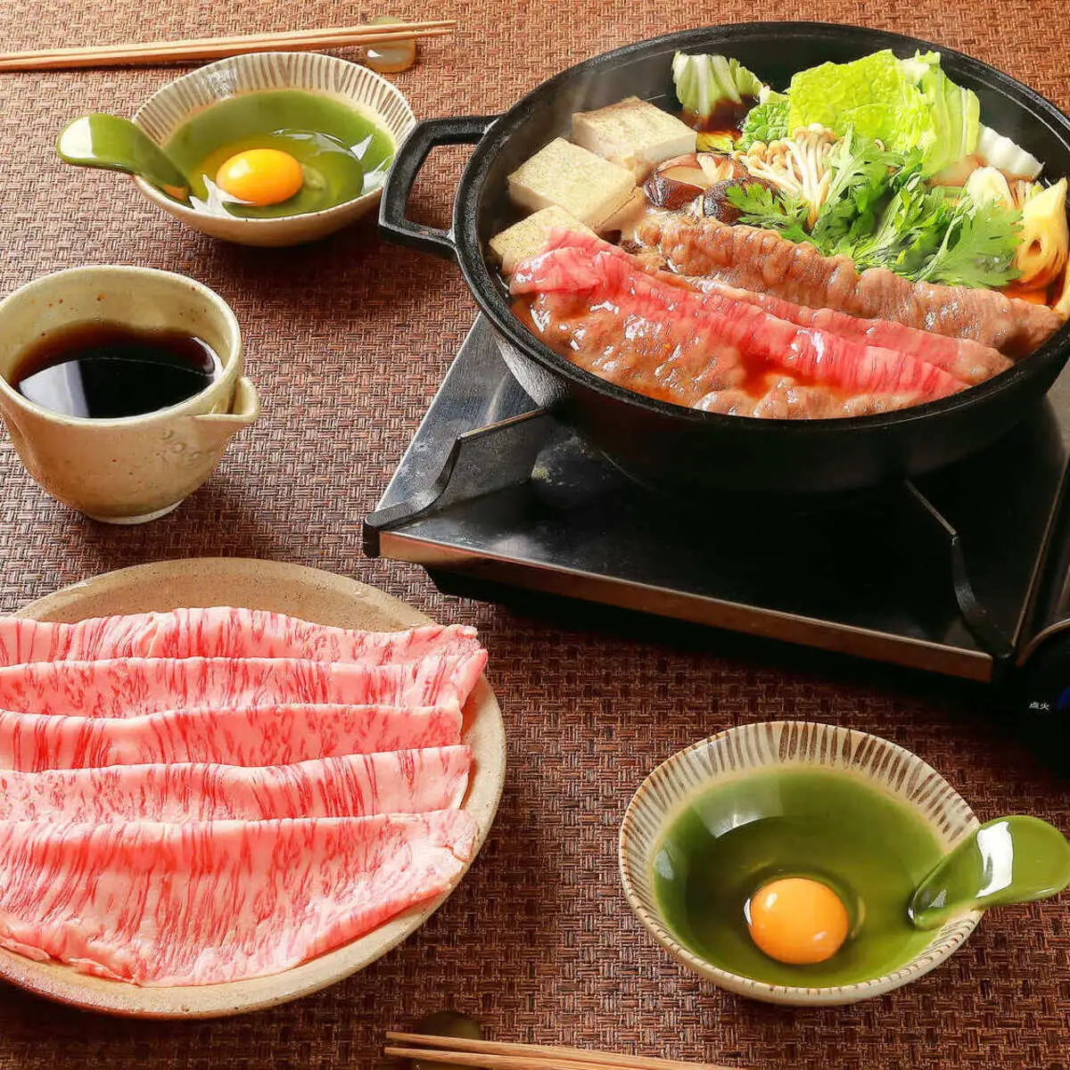 近江牛「かど萬」すき焼き用モモ肉 約550g 近江牛