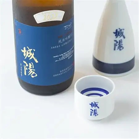 日本酒「城陽」純米吟醸55山田錦 720ml IWC銀賞受賞!飲みやすいお酒で贈答用にもおすすめ_酒・アルコール 純米吟醸 日本酒 sake サケ_【1456136】